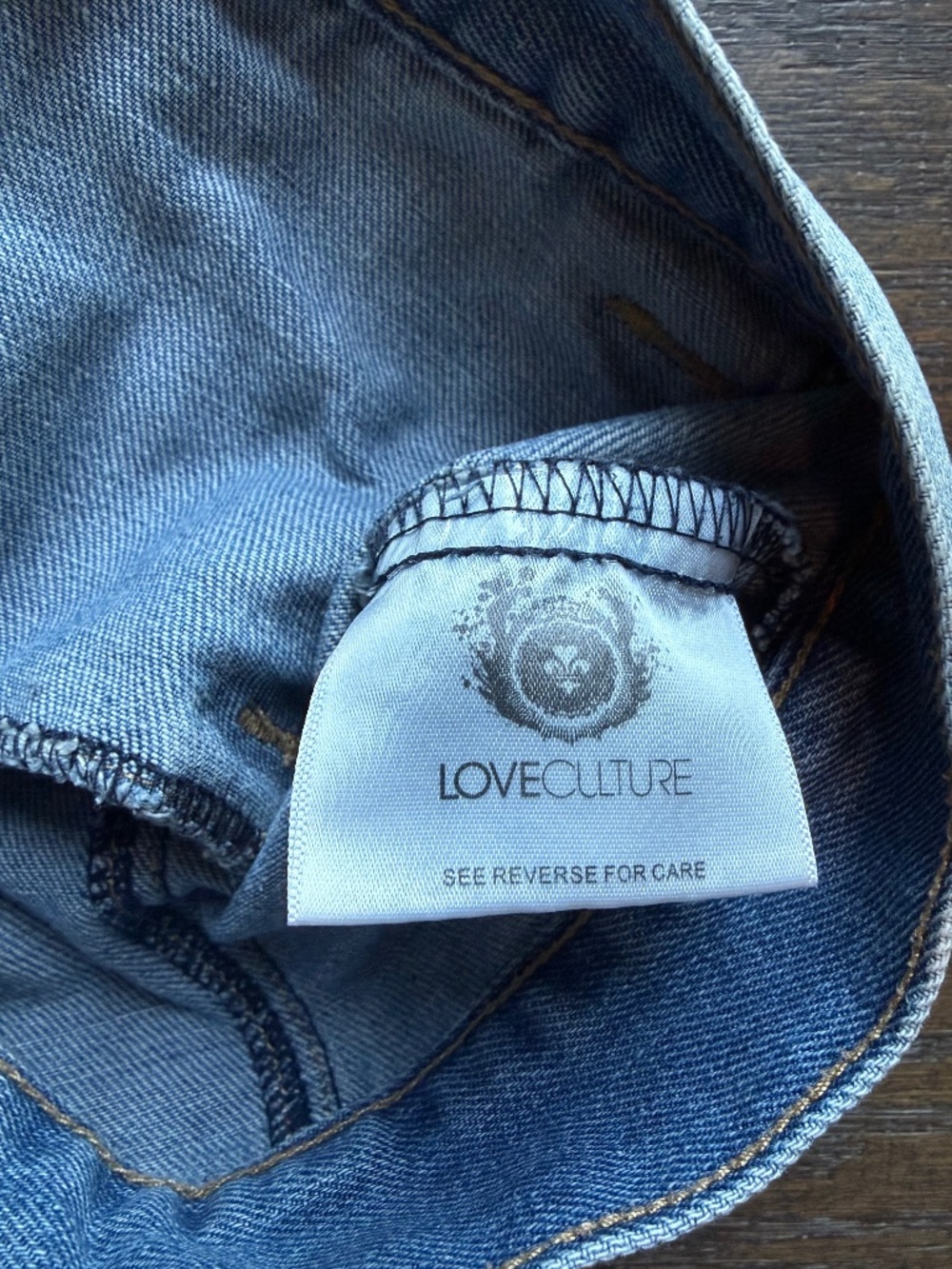 Love Culture Denim Vest Small Light Wash Distressed Jean Jacket - Picture 10 of 10